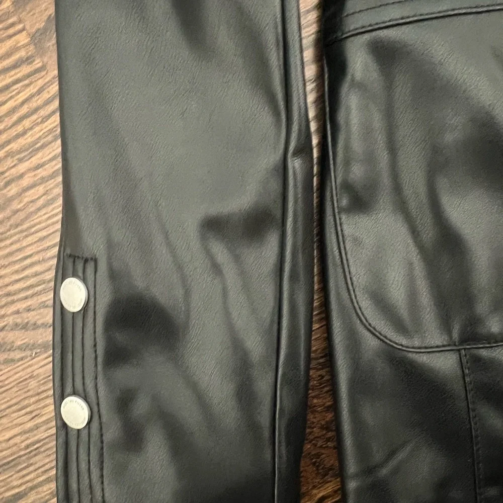 Faux Leather jacket - Picture 3 of 9